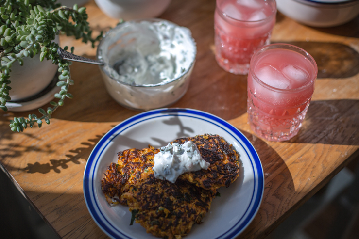 carrot latke recipe with yogurt topping