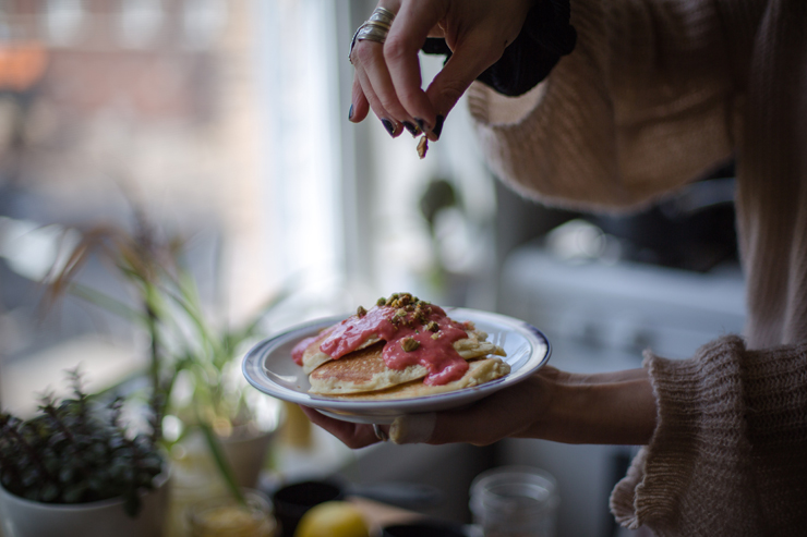 sourdough pancakes with lemon curd